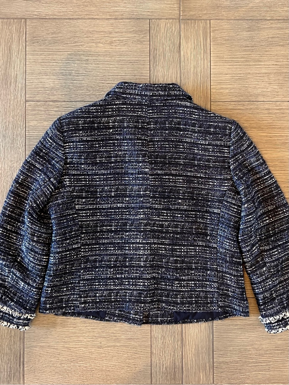 Ann Taylor Navy, Black, and Ivory Tweed Cropped Blazer - Picture 9 of 14